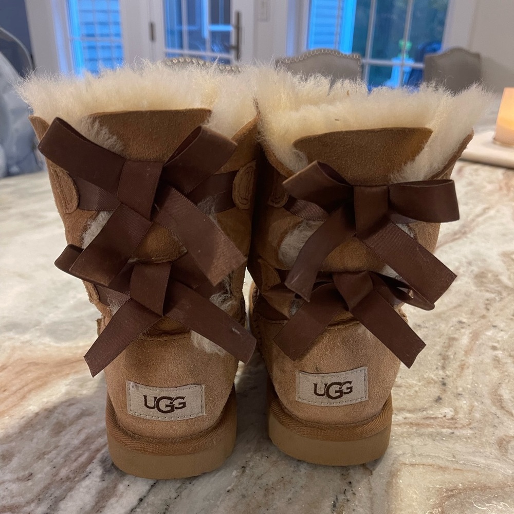 Girls Bailey Bow II Uggs